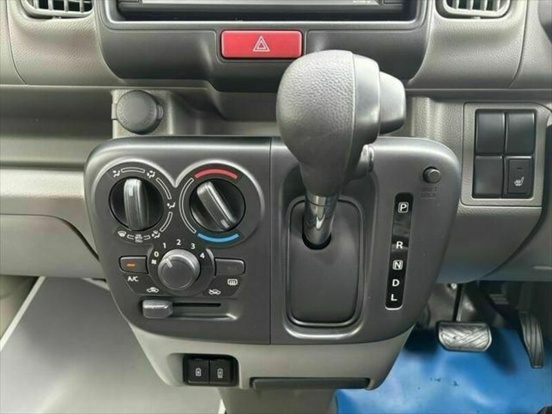 CLIPPER VAN