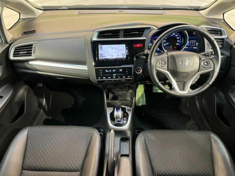 FIT HYBRID-1