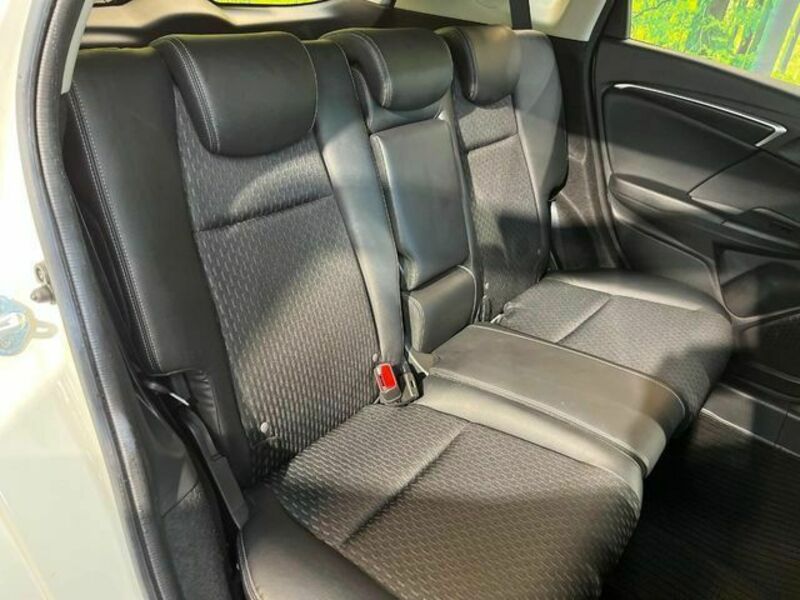 FIT HYBRID-9