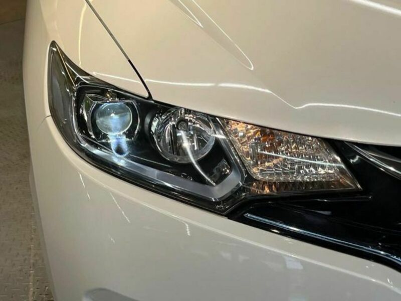 FIT HYBRID-12