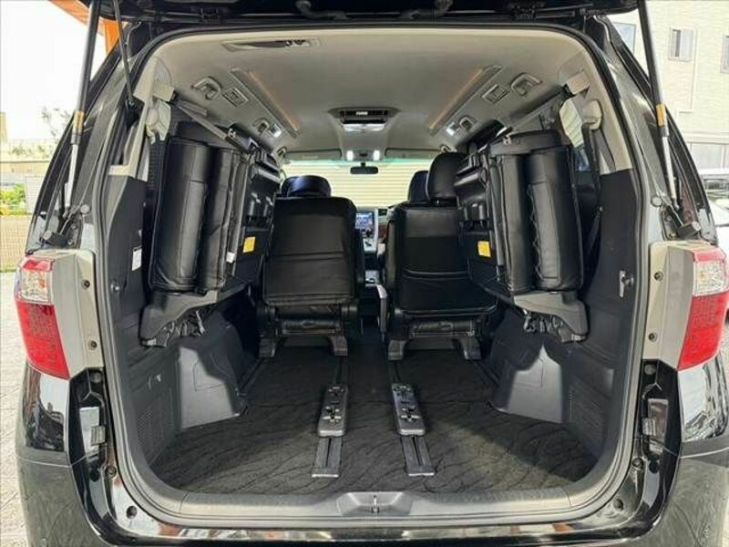 ALPHARD-21