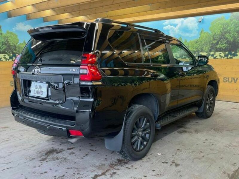 LAND CRUISER PRADO-16