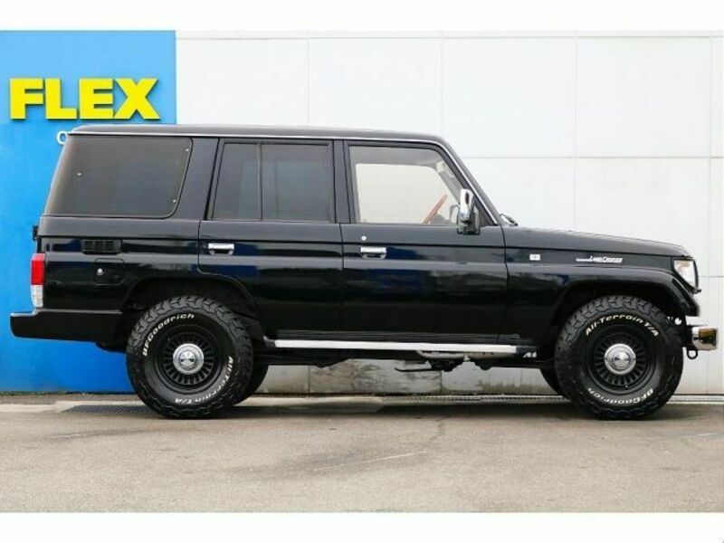 LAND CRUISER PRADO-4