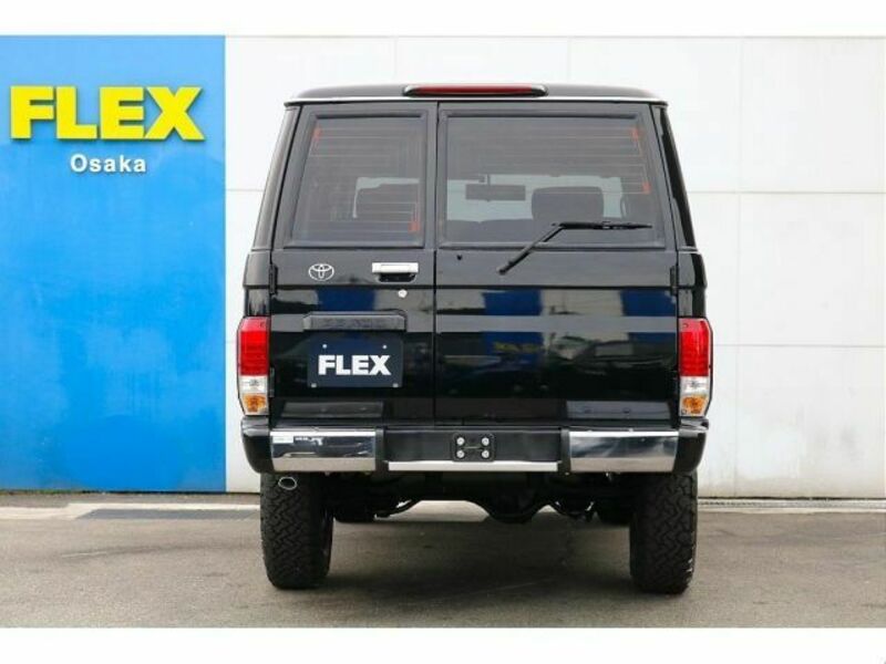 LAND CRUISER PRADO-10
