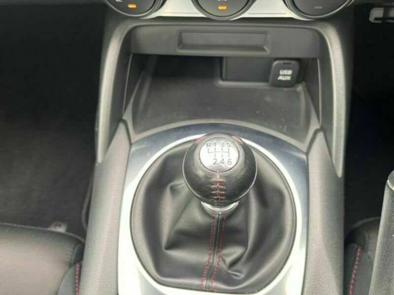 ROADSTER-19