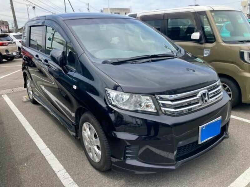 HONDA FREED SPIKE
