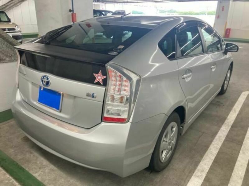 PRIUS-5