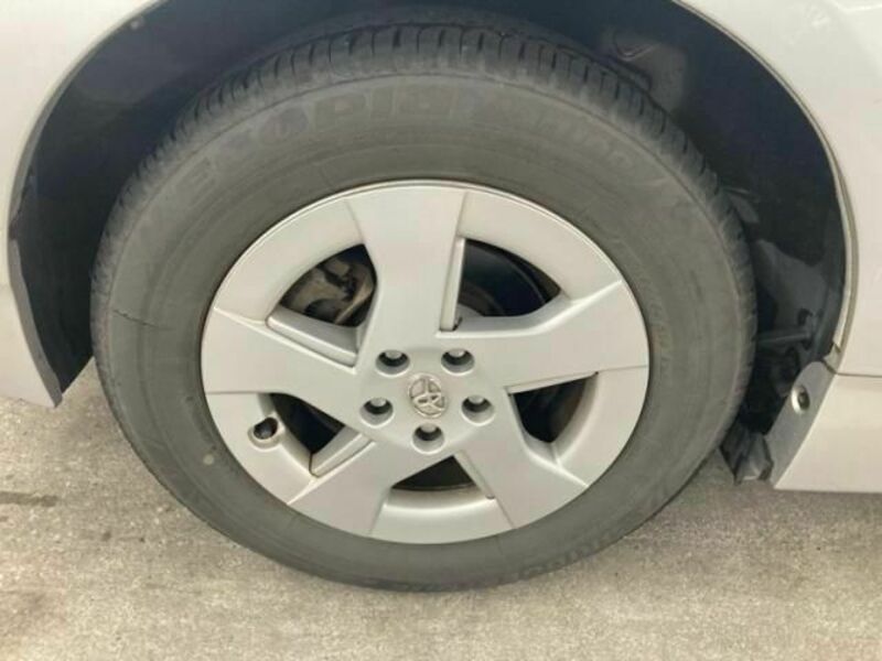 PRIUS-7
