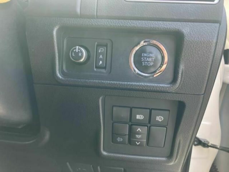 LAND CRUISER PRADO-12