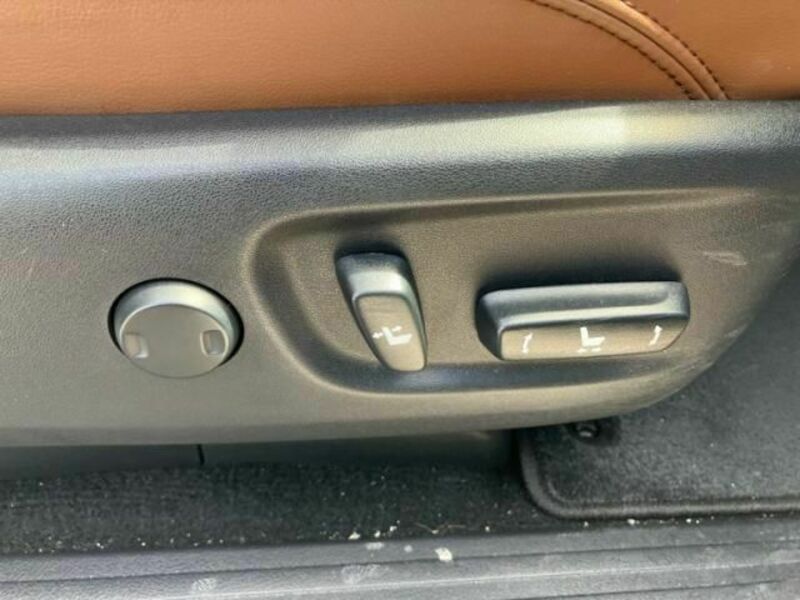 LAND CRUISER PRADO-13