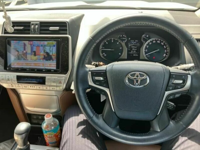 LAND CRUISER PRADO-16
