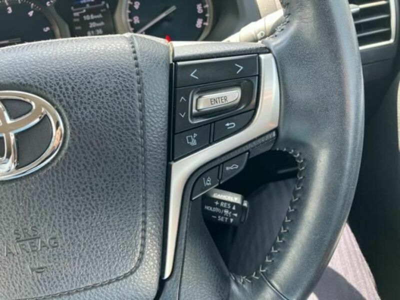 LAND CRUISER PRADO-24