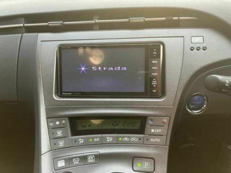 PRIUS-14