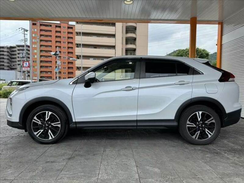 ECLIPSE CROSS