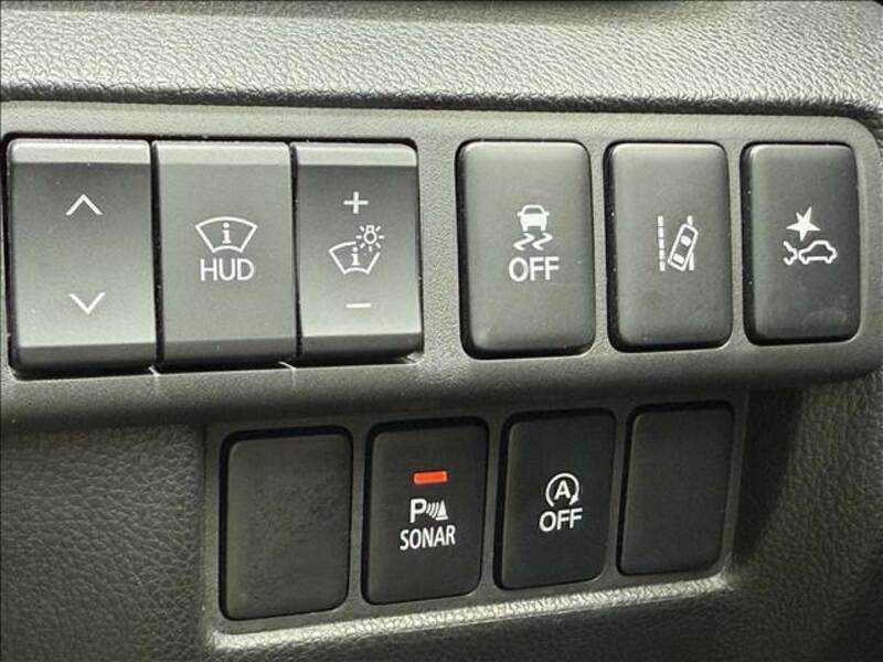 ECLIPSE CROSS