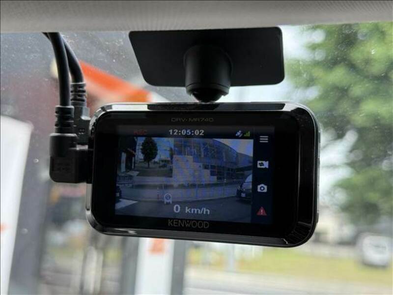 ECLIPSE CROSS