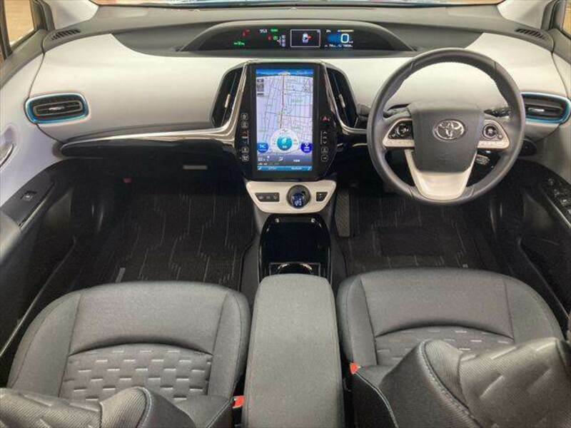 PRIUS PHV