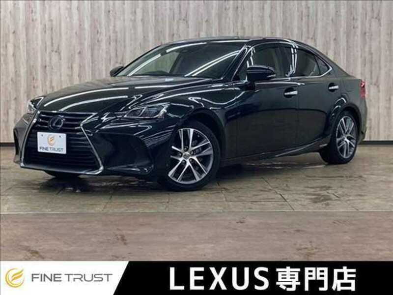 LEXUS IS