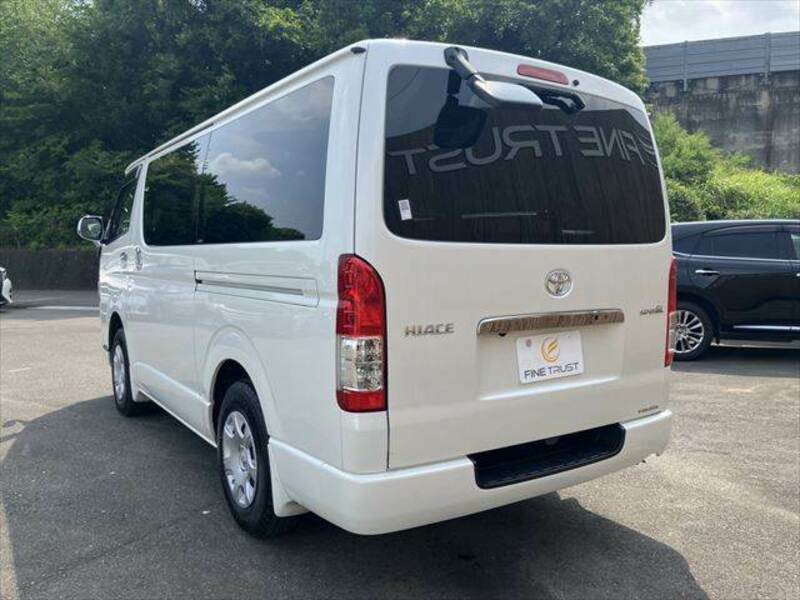 HIACE VAN