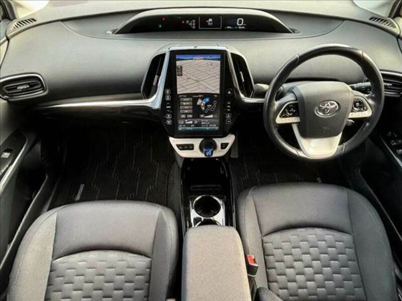 PRIUS PHV