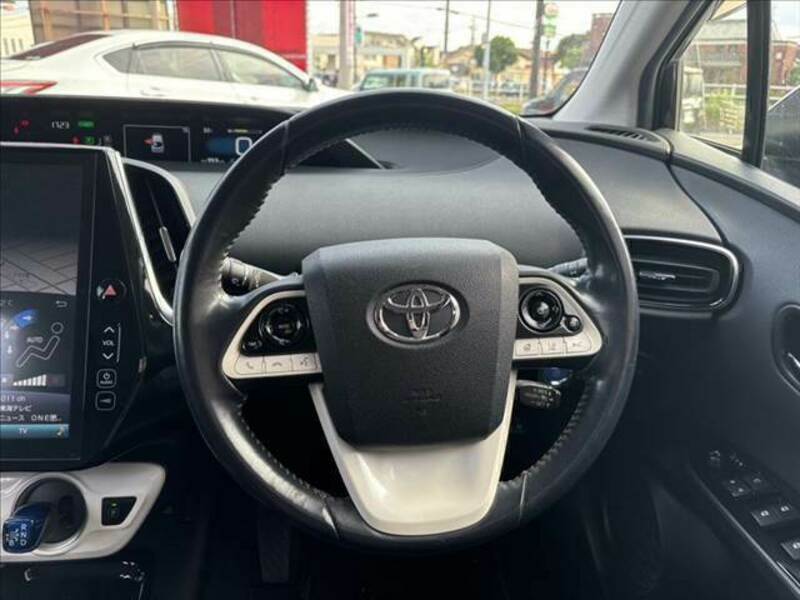 PRIUS PHV