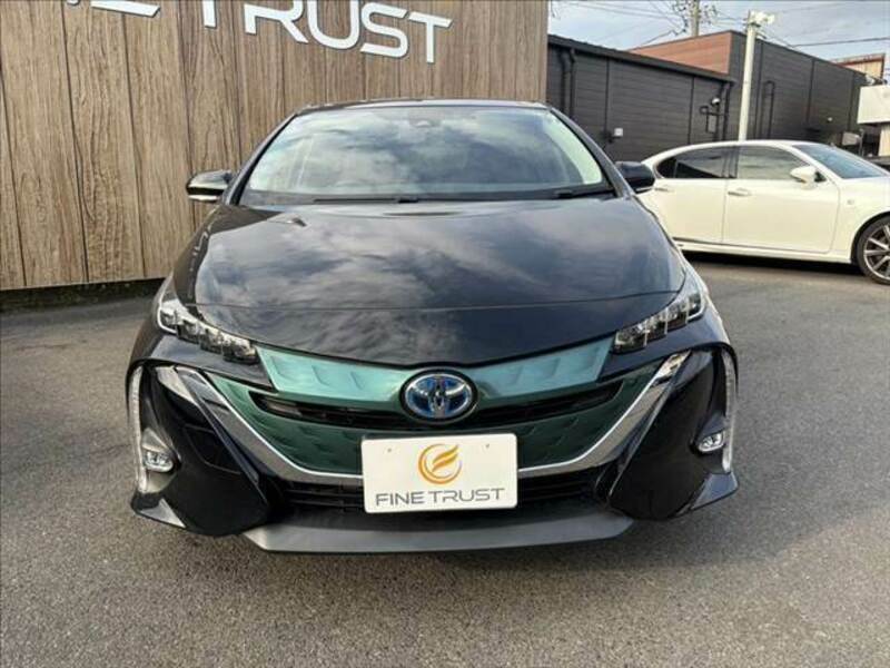 PRIUS PHV