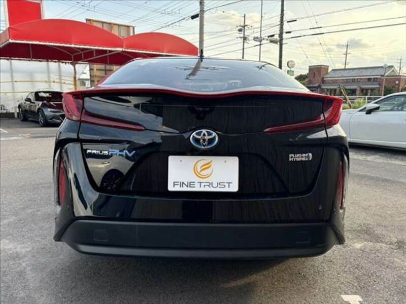 PRIUS PHV