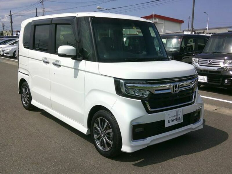 N BOX CUSTOM