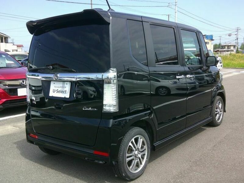 N BOX CUSTOM