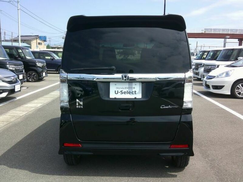 N BOX CUSTOM
