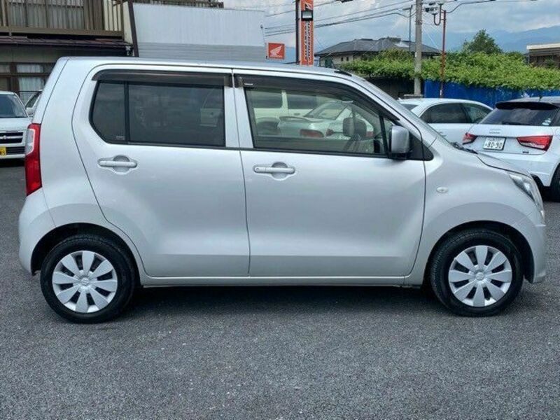 WAGON R