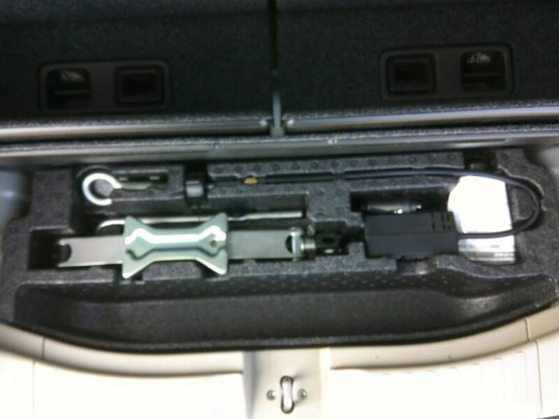 N BOX-7