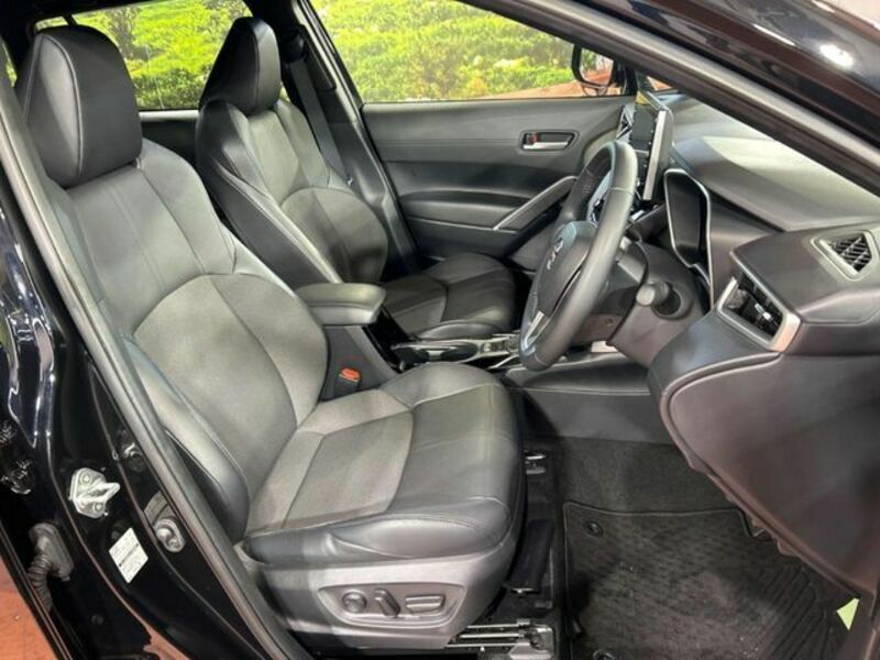 COROLLA CROSS