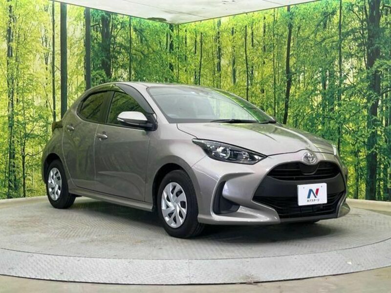 YARIS-15