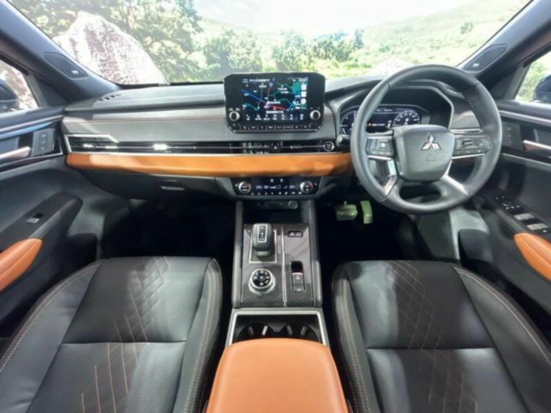 OUTLANDER PHEV