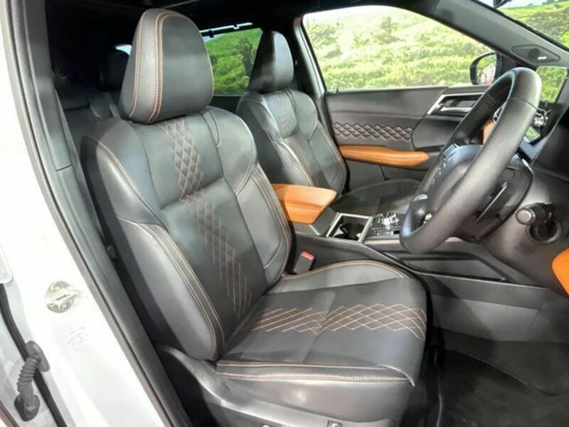 OUTLANDER PHEV