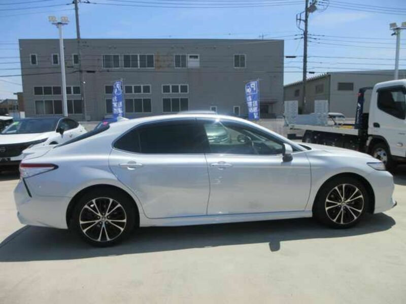 CAMRY