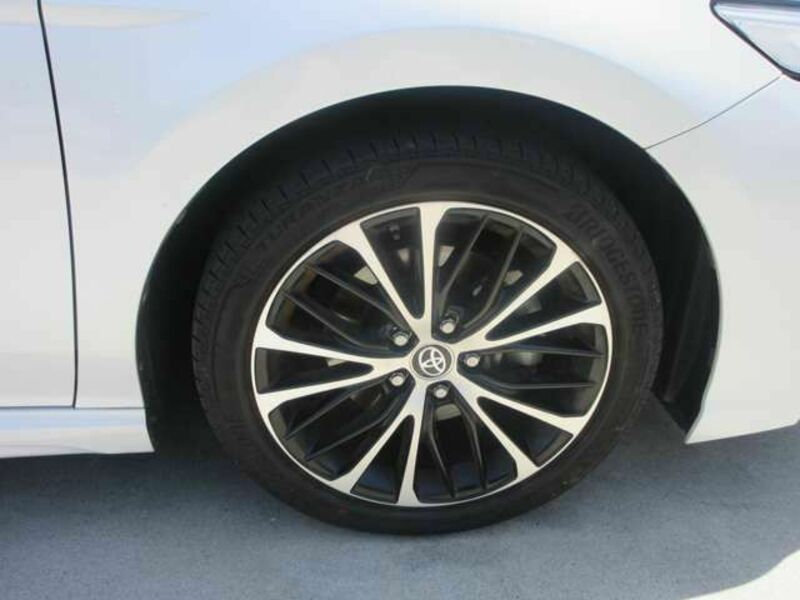 CAMRY