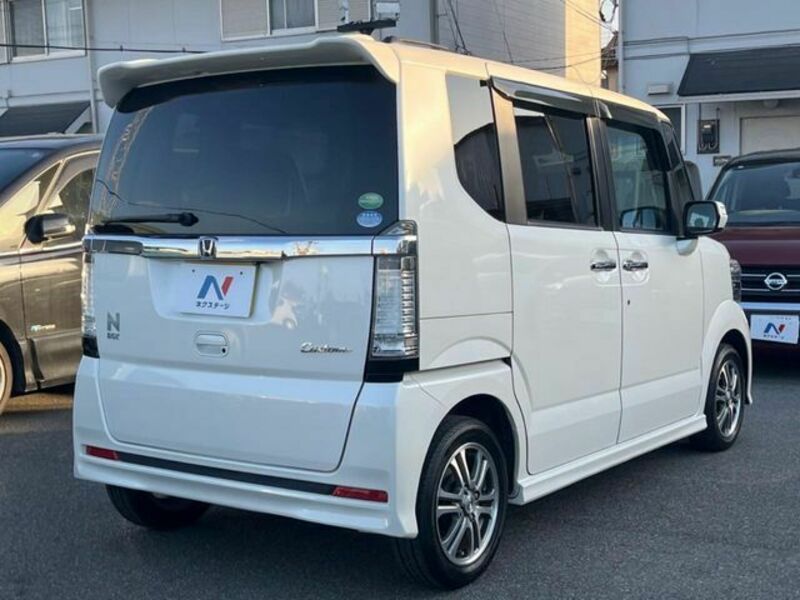 N BOX CUSTOM