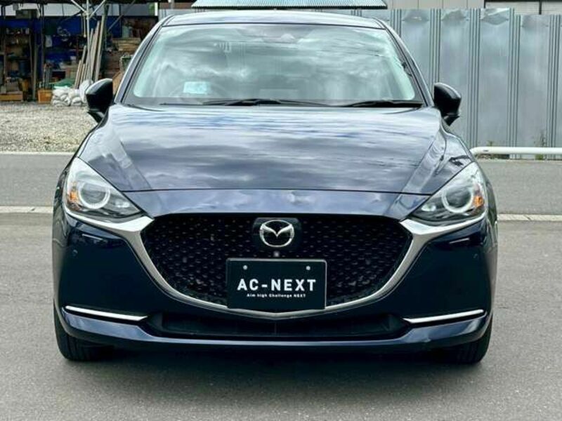 MAZDA2