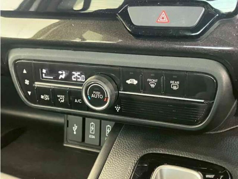 N BOX