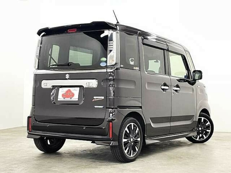 SPACIA CUSTOM