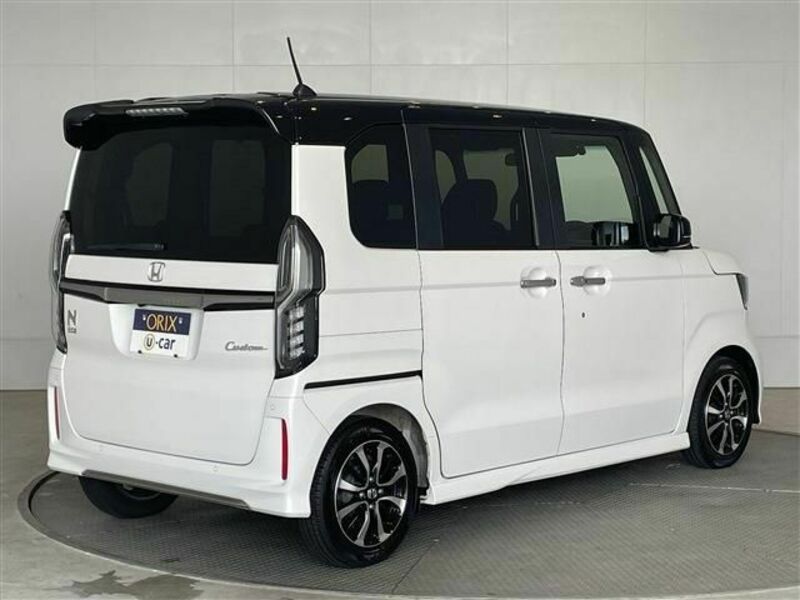 N BOX CUSTOM