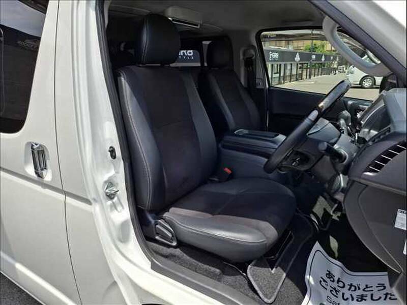 HIACE VAN