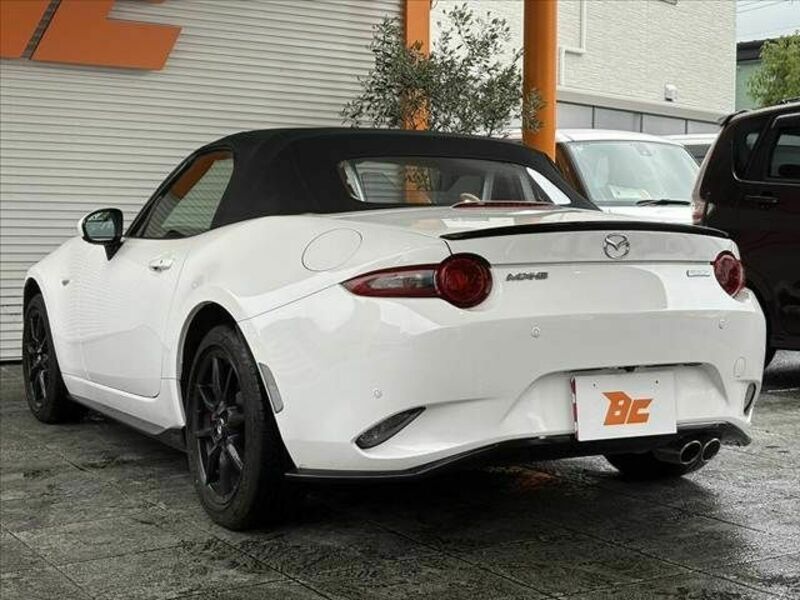 ROADSTER