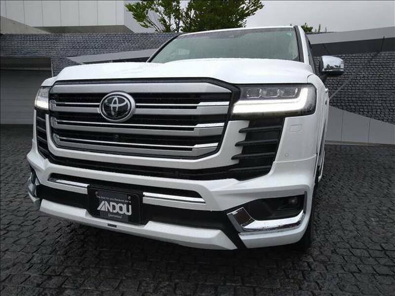 LAND CRUISER