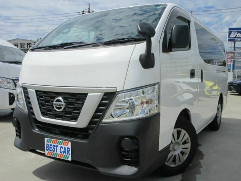 NV350 CARAVAN-0