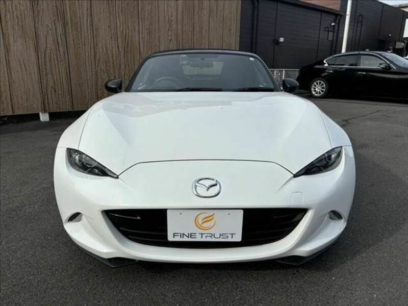ROADSTER