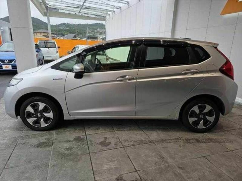 FIT HYBRID