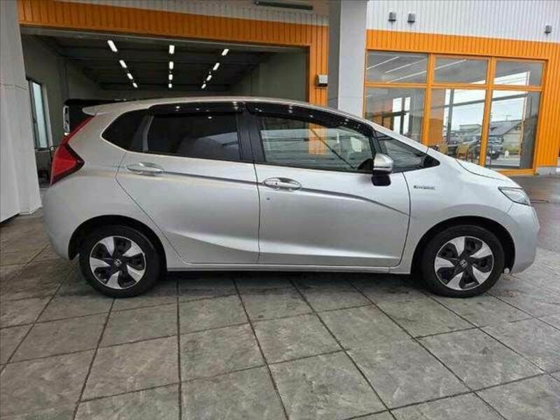 FIT HYBRID